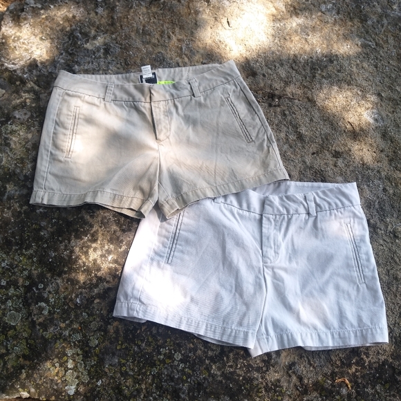 Stylus Khaki Shorts - Picture 1 of 5